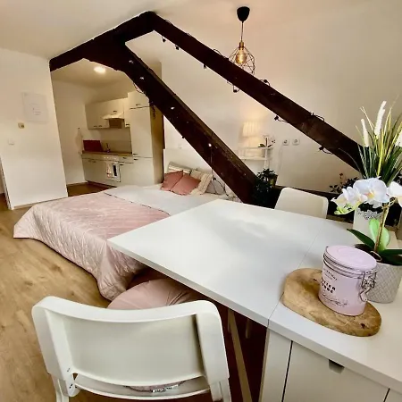 & Holiday Apartment